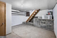 1109 Sterrett St photo'