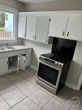 1502 E 48th St in Savannah, GA - Building Photo - Building Photo