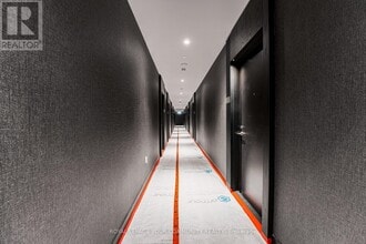 110 Broadway Ave in Toronto, ON - Building Photo - Building Photo