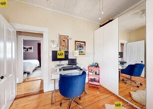 33 Falcon St in Boston, MA - Building Photo - Building Photo