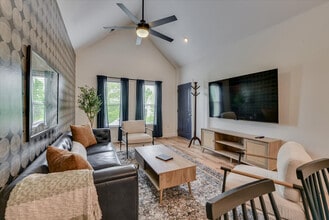 351 Landing Dr in North Augusta, SC - Building Photo - Building Photo