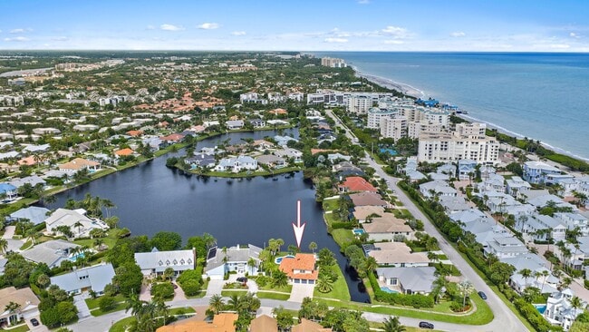 129 Olympus Way in Jupiter, FL - Building Photo - Building Photo