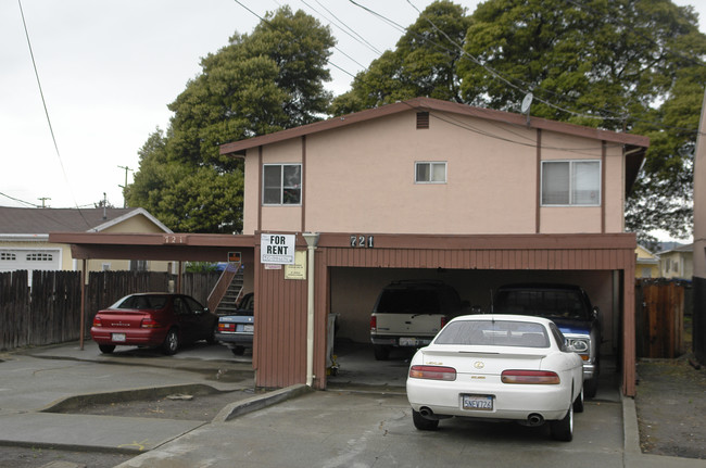 721 10th St in Richmond, CA - Foto de edificio - Building Photo