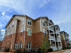 Rosewood at Clemson in Central, SC - Building Photo - Building Photo