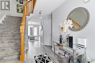 119 Brownstone Crescent in Courtice, ON - Building Photo - Building Photo