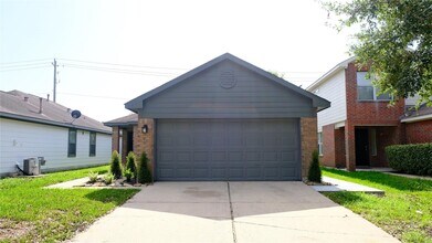 13306 Ridgewood Knoll Ln in Houston, TX - Building Photo - Building Photo