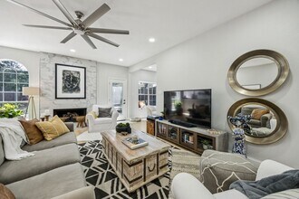 4321 Country Ln in Grapevine, TX - Building Photo - Building Photo