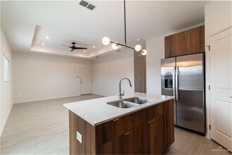 3416 Duke Ave in McAllen, TX - Building Photo - Building Photo
