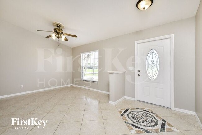 2233 NW 5th Terrace in Cape Coral, FL - Building Photo - Building Photo