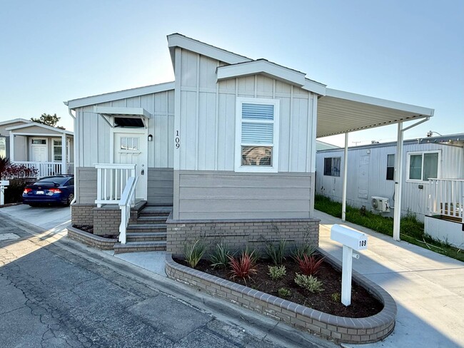 14352 Beach Blvd in Westminster, CA - Building Photo - Building Photo