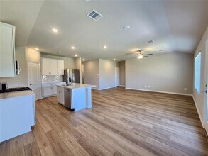 2119 Dunbar Dr in Sherman, TX - Foto de edificio - Building Photo