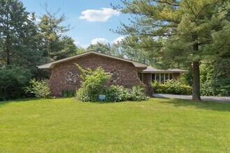 13115 Maple Rd in Mokena, IL - Building Photo - Building Photo