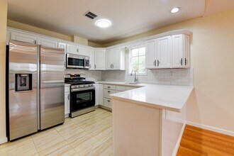 190 Terrace Ave in Jersey City, NJ - Building Photo - Building Photo