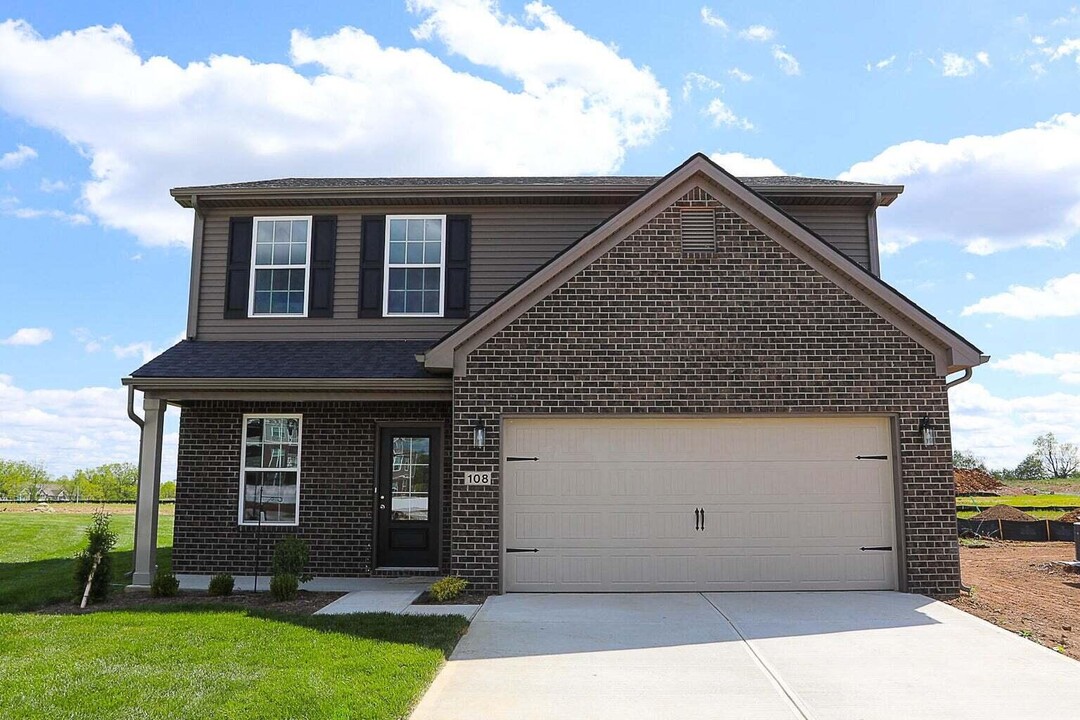 108 Bellatrix Ct in Georgetown, KY - Building Photo