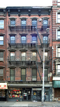 125 Rivington St in New York, NY - Building Photo - Building Photo