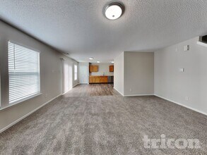 9017 Southernwood Way in Indianapolis, IN - Building Photo - Building Photo