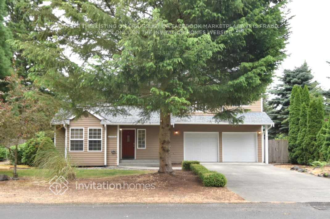 23311 67th Ave Ct E in Graham, WA - Foto de edificio