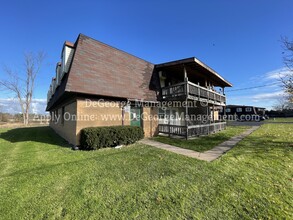 Canal Town Commons in Albion, NY - Building Photo - Building Photo