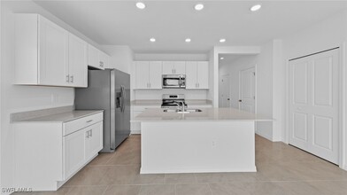 4202 Caterina Ct in North Fort Myers, FL - Building Photo - Building Photo