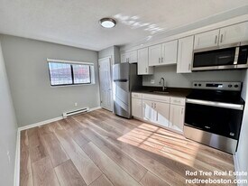 837 River St, Unit 1 in Boston, MA - Building Photo