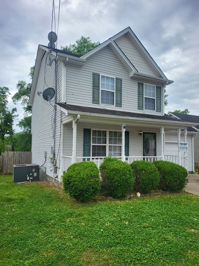 property at 4917 Camborne Cir