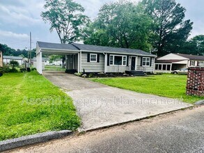 4610 Leslie Ln in Chattanooga, TN - Building Photo - Building Photo