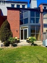 100-T100 Arbors Ln in Vaughan, ON - Building Photo - Building Photo