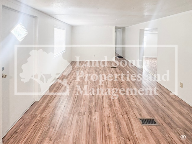 1611 Slash Pine Rd in Lakeland, FL - Building Photo - Building Photo