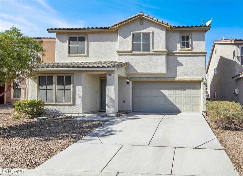 11667 Autunno St in Las Vegas, NV - Building Photo