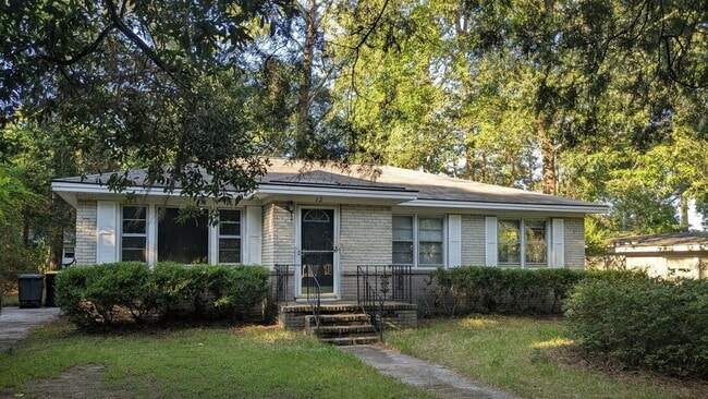 property at 12 Dyches Dr