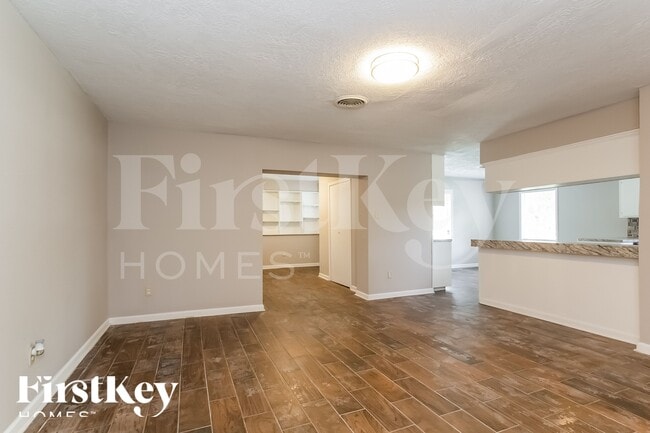 2505 Texas Ave, Unit 137 in Dickinson, TX - Foto de edificio - Building Photo