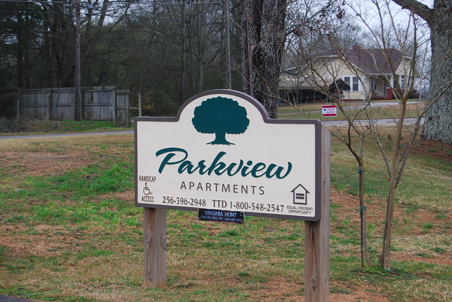 Parkview Apartments in Lineville, AL - Building Photo - Building Photo