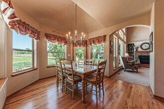 1630 Oakmont Dr in Colorado Springs, CO - Building Photo - Building Photo
