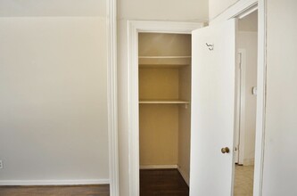 4720 Polk St in Houston, TX - Building Photo - Interior Photo