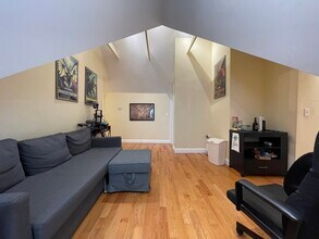 5 Irving St in Somerville, MA - Foto de edificio - Building Photo