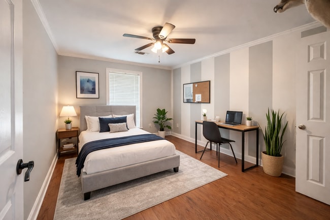 17160 Parker Heights Rd in Prairieville, LA - Building Photo - Building Photo