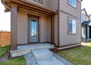 20819 152nd St Ct E in Bonney Lake, WA - Building Photo - Building Photo