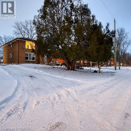 330 Kiwanis Park Dr in London, ON - Building Photo - Building Photo