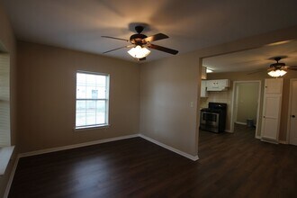 1016 Bennett Ave in Tyler, TX - Building Photo - Building Photo