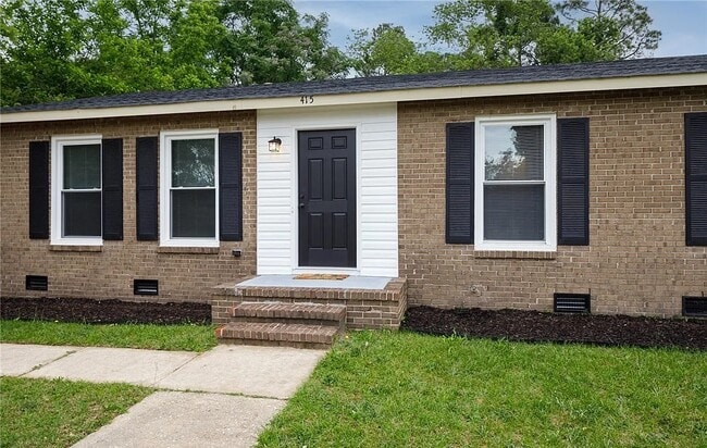 415 Atwell Dr in Fayetteville, NC - Building Photo - Building Photo