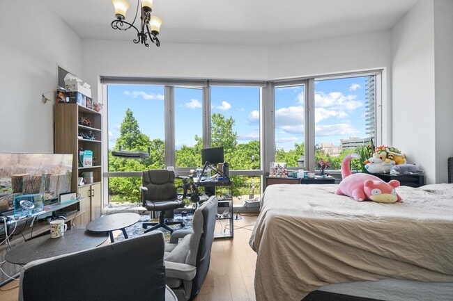 75 Park Ln S in Jersey City, NJ - Building Photo - Building Photo