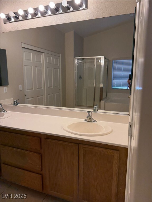 property at 2924 Covatta Ct