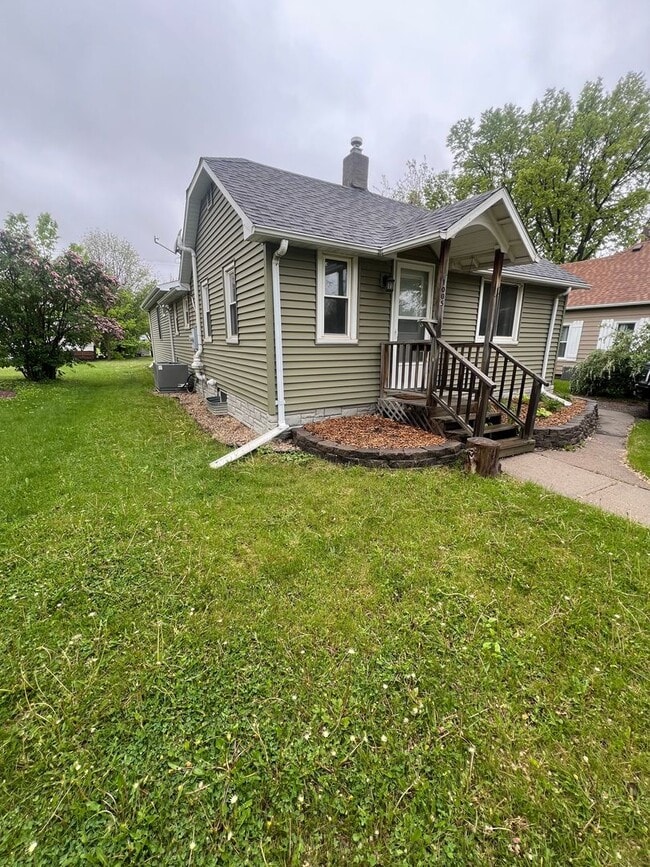 1005 N State St in Aberdeen, SD - Building Photo - Building Photo