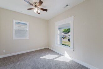 1327 Lillian Ave in Louisville, KY - Building Photo - Building Photo