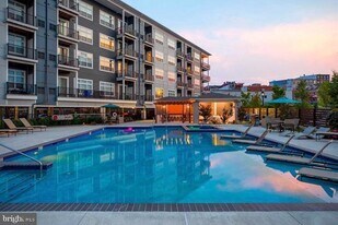 1 Bridge St, Unit 1B-1-1308 in Phoenixville, PA - Building Photo