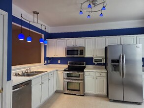 503 Sutter Gate Ln in Morrisville, NC - Building Photo - Building Photo