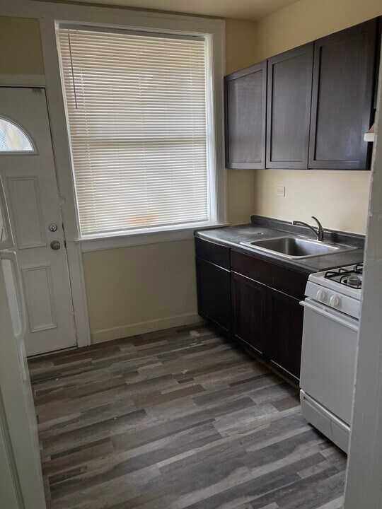 7431 S King Dr in Chicago, IL - Building Photo