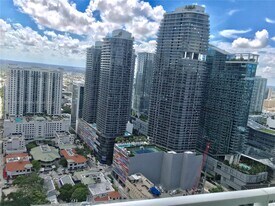 951 Brickell Ave, Unit 3504 in Miami, FL - Building Photo