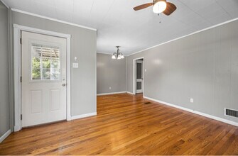 3661 St Marguerite Ln in St. Ann, MO - Building Photo - Building Photo
