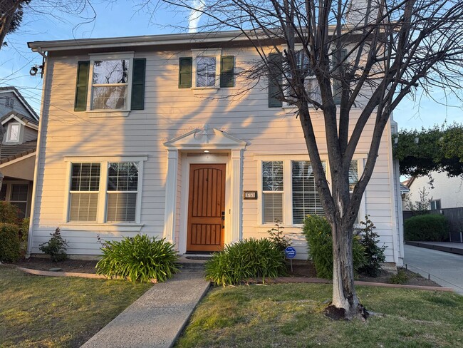 property at 3753 Gresham Ln